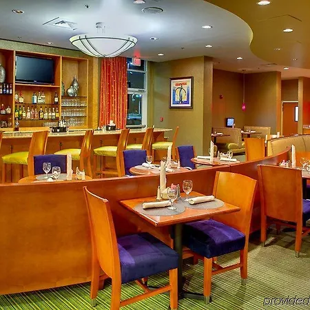 Delta Hotels By Marriott Colonial Heights 