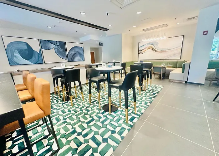 Holiday Inn Petersburg North- Fort Lee