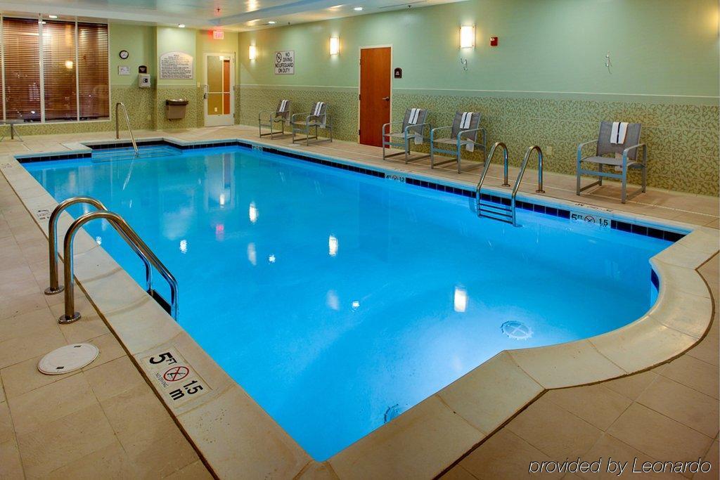Hotel Delta By Marriott Colonial Heights